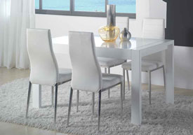 Conjunto mesa comedor + 4  sillas.